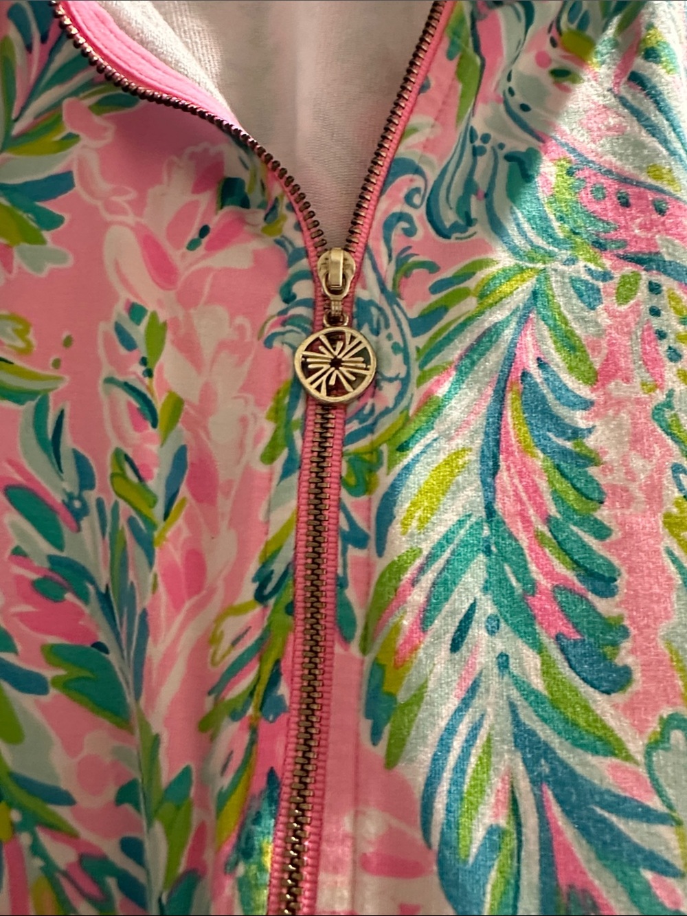 Lilly Pulitzer Unicorn of the Sea Skipper Popover - Picture 6 of 7